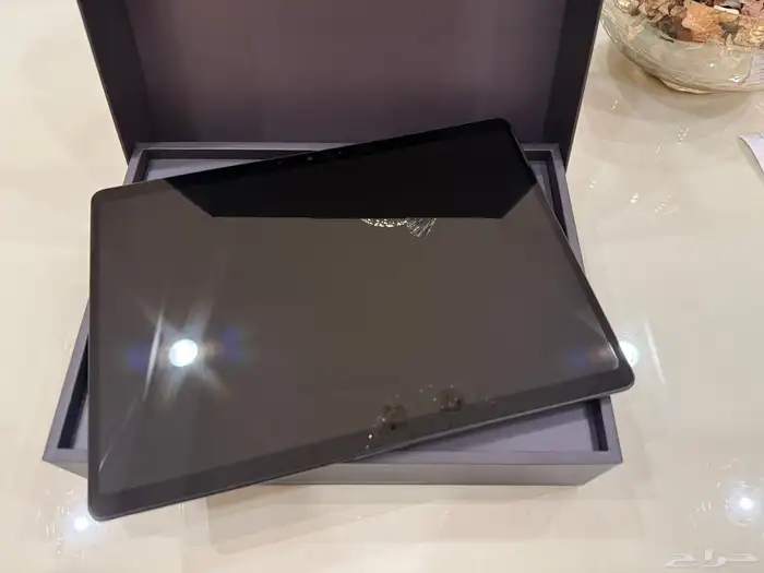 Surface Pro  وCopilot  PC  و13 بوصة   Snapdragon 1