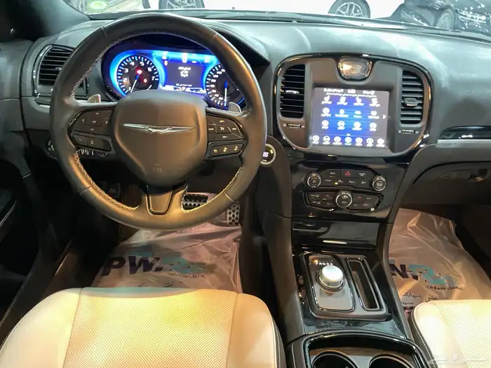 كرايسلر 300S موديل 2021 فل كامل 17