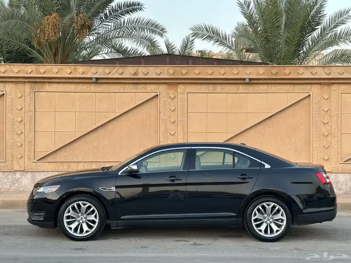 فورد تورس 2019 فل كامل ليمتد نظيف للبيع بطاقة جمركية 1