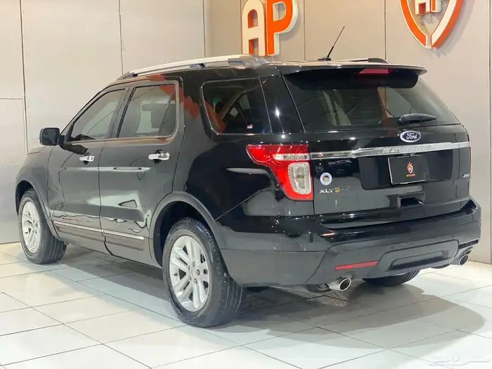 فورد اكسبلور 2013 XLT بحاله ممتازه جدا جدا 5