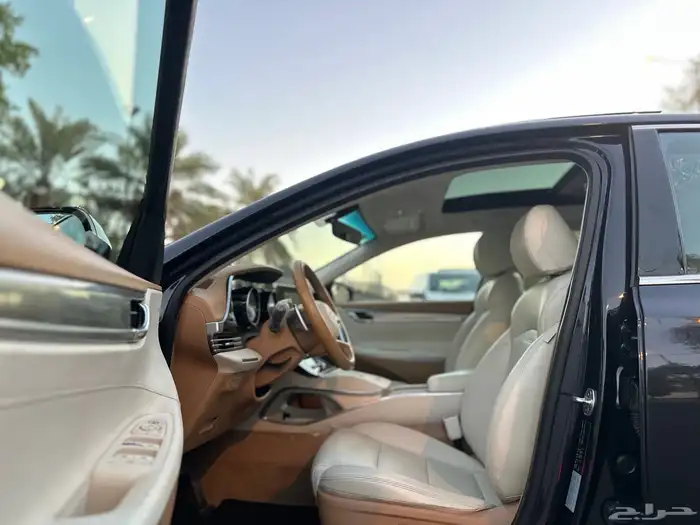 هونداي أزيرا موديل 2021 سعودي نص فل 12