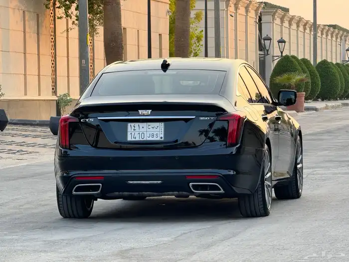 كاديلاك CT5 موديل 2023 اعلى فئة مخزن ممشى 6 الف تحت الضمان 15