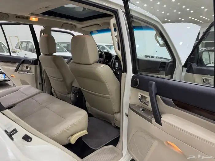 ميتسوبيشي باجيرو 2017 فل كامل مكينه 3800 19