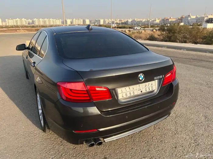 بي ام دبليو الفئة الخامسة 11