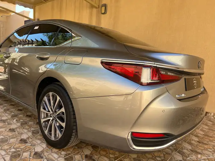 لكزس حجم 250 ES المديل 2023 سعودية عبداللطيف جميل AA. 11