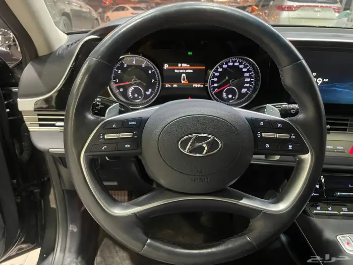 ازيرا 2021 نصف فل ( بنزين ) 6 سلندر 12