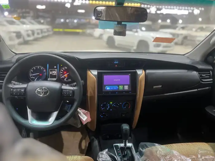 تويوتا فورتشنر GX2 2025 9