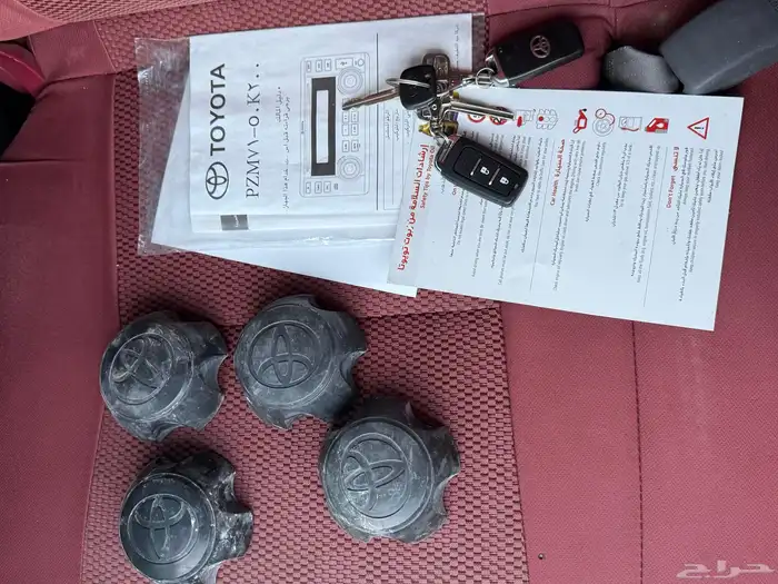 تويوتا هايلوكس غماره 2014 GLX سعودي نظيف جدا 20