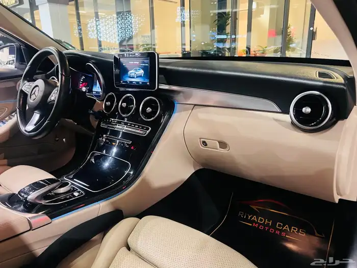 مرسيدس C180 سعودي 2018(بحالة ممتازة) 13