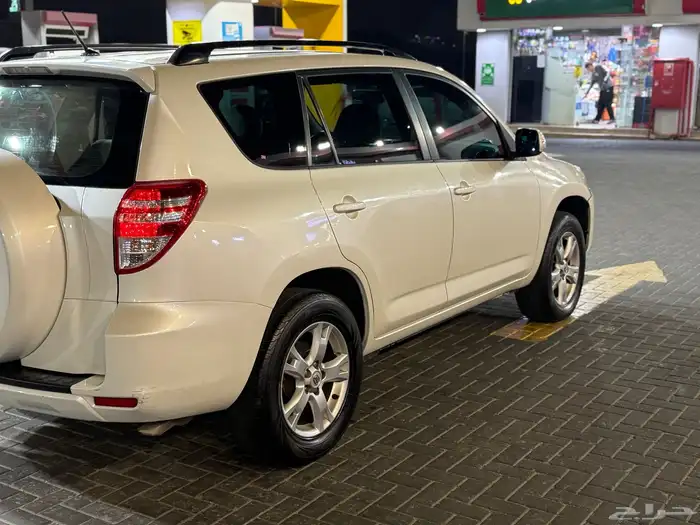 جيب راف فور 2012 نص فل 4