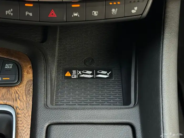 كاديلاك CT5 موديل 2023 اعلى فئة مخزن ممشى 6 الف تحت الضمان 42