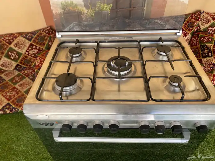 فرن قليم غاز ايطالي نضيف ع الشرط 0