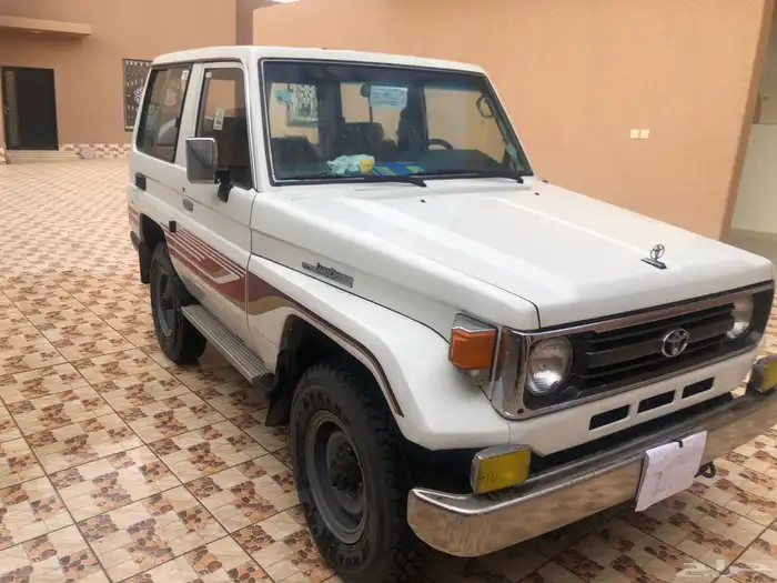 جيب ربع موديل 94 3