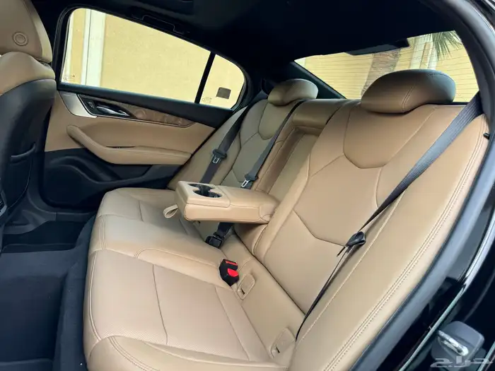 كاديلاك CT5 موديل 2023 اعلى فئة مخزن ممشى 6 الف تحت الضمان 34
