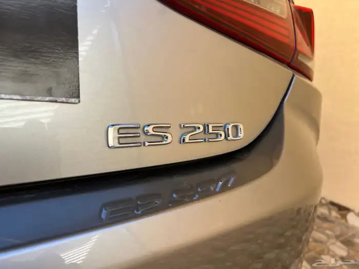 لكزس حجم 250 ES المديل 2023 سعودية عبداللطيف جميل AA. 24