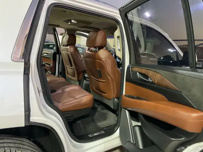 كاديلاك اسكاليد 2019 ممشى 100 الف فقط شرط الشرط اخو الجديد 18