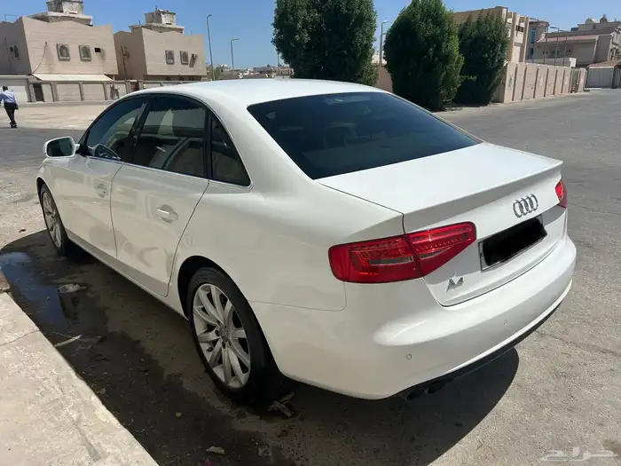 اودي A4 2013 5
