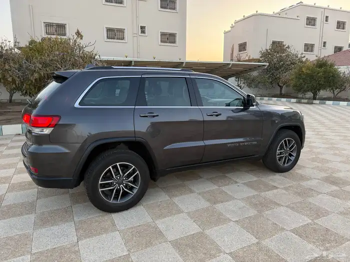 جراند شيروكي مخززن 2020 11