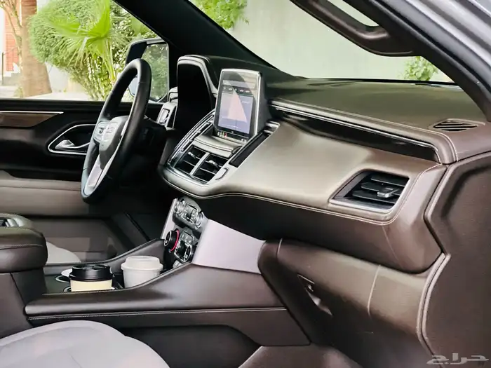 يوكن 2021قصير رمادي SLE 9