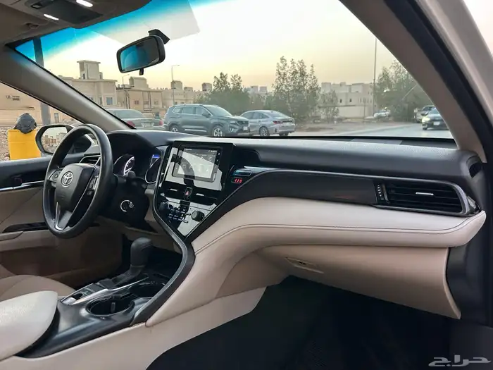 كامري LE 2022 ستاندر 10