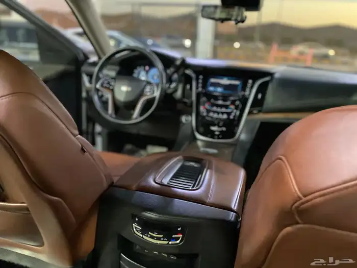 كاديلاك اسكاليد 2019 ممشى 100 الف فقط شرط الشرط اخو الجديد 19