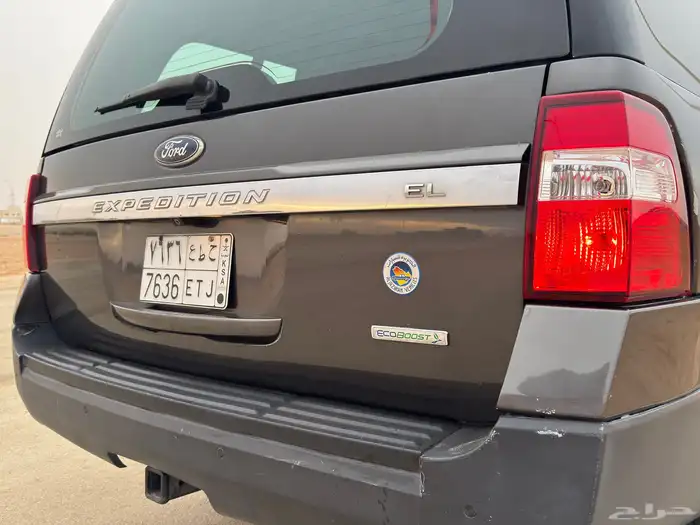 اكسبديشن 2016 دبل بحالة ممتازة 17