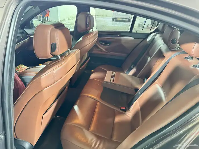 بي ام دبليو الفئة الخامسة 530i 2013 BMW 12