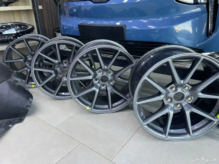 قطع غيار تيسلا بجميع فئاتها 10