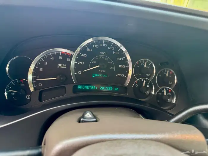 كاديلاك اسكاليد 2005 ممشى قليل مخزن 8