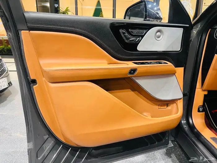 لنكولن افياتور 2020 فل كامل V6(بحالة الوكالة ) 9