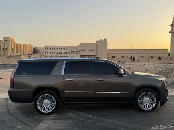 كاديلاك اسكاليد 2015 الدفعه الاخيرة 3