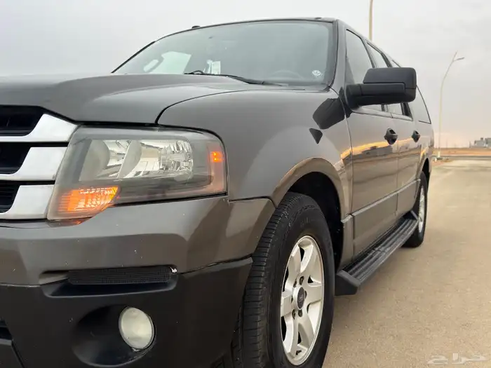 اكسبديشن 2016 دبل بحالة ممتازة 8