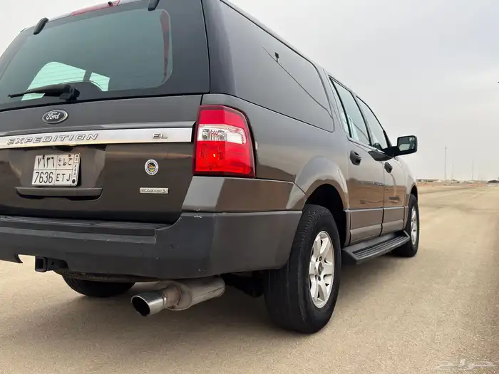 اكسبديشن 2016 دبل بحالة ممتازة 14