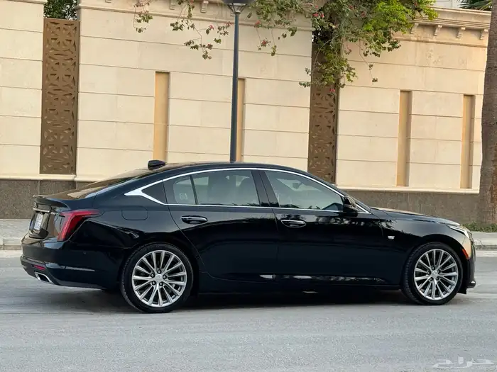 كاديلاك CT5 موديل 2023 اعلى فئة مخزن ممشى 6 الف تحت الضمان 20