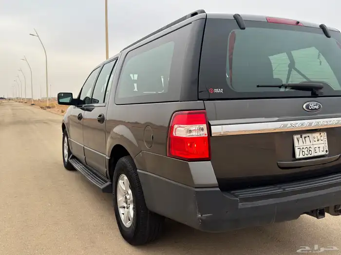 اكسبديشن 2016 دبل بحالة ممتازة 12