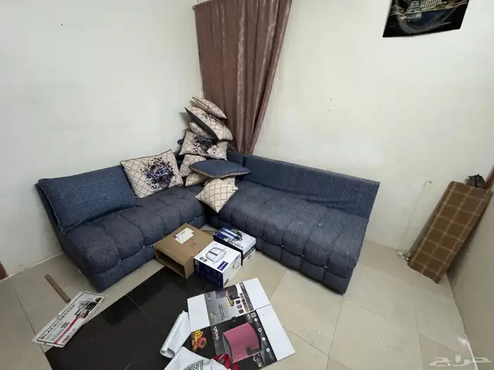 مطبخ جيد جيدا   سخان كهربائي استعمال بسيط جدا   عدد 2 غاز 1