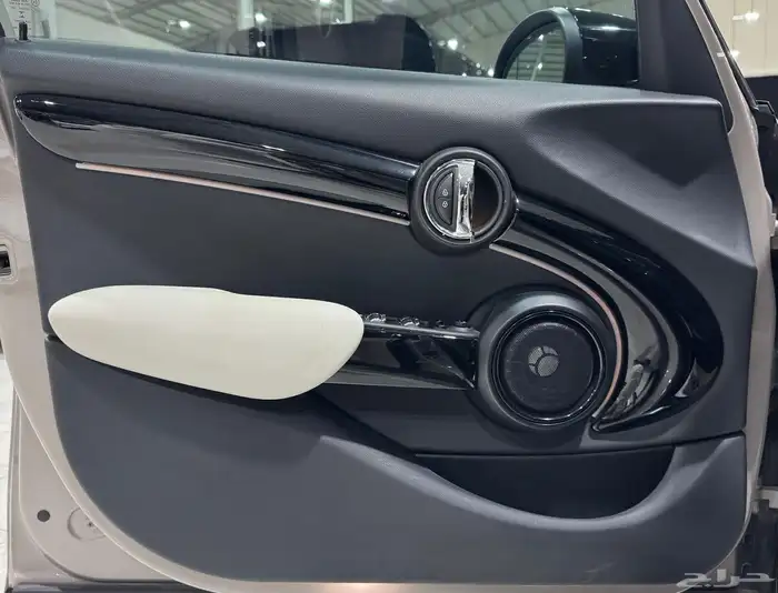 ميني كوبر موديل 2022 بانوراما 12