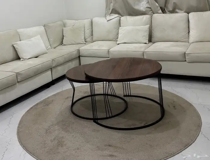 طاوله للبيع 1