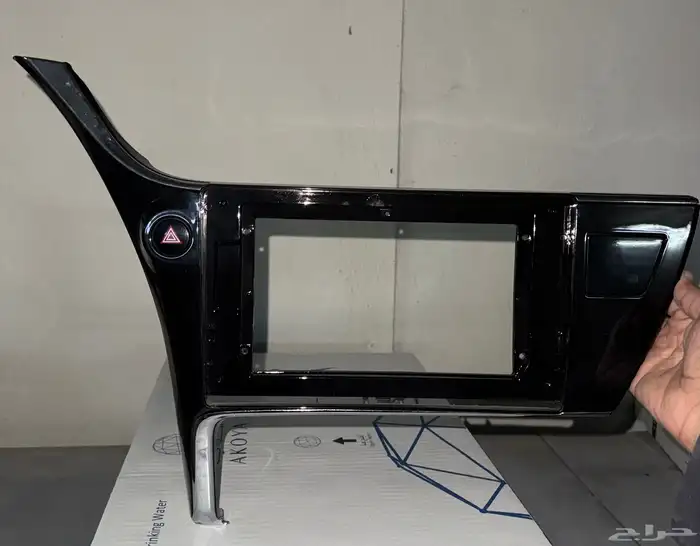 شاشه جيب لاندكروزر وقطع متنوعه 1