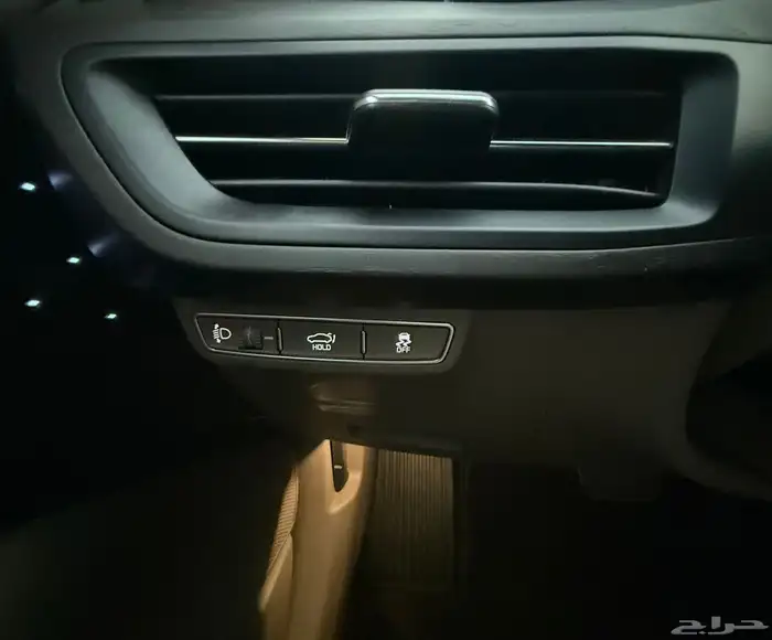 كيا K8 2023 ( بنزين 6 سلندر ) فل كامل بدون بانوراما للبيع 24