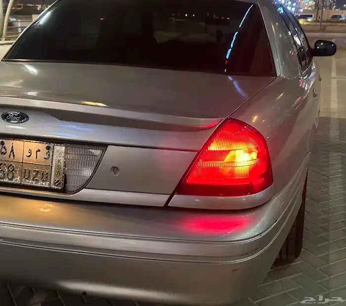 فورد فكتوريا 2007 9