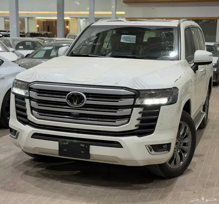 تويوتا لاندكروزر ( GXR-L4 ) 2025 سعودي ( اقل سعر ) 0