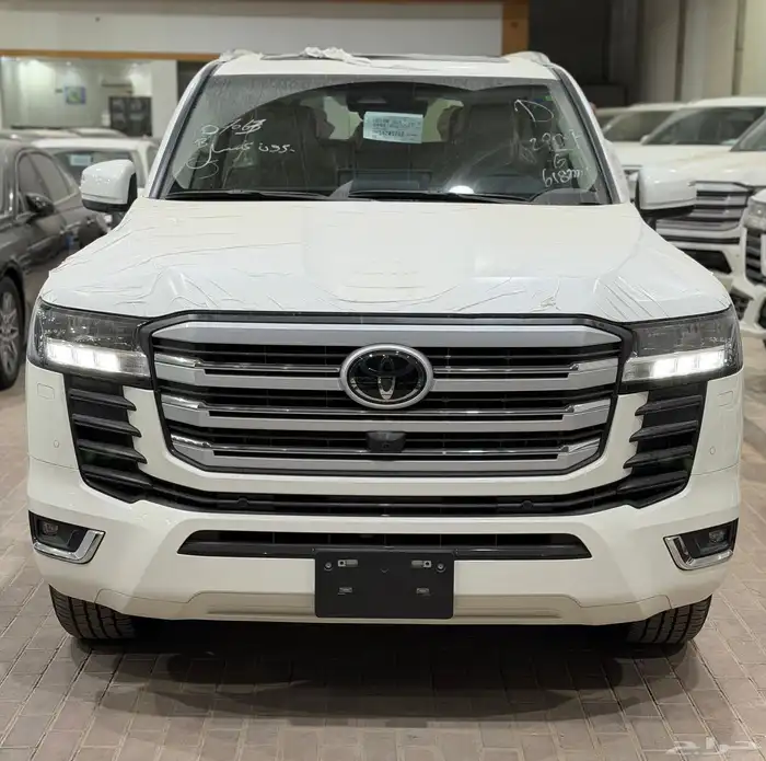 تويوتا لاندكروزر ( GXR-L4 ) 2025 سعودي ( اقل سعر ) 1