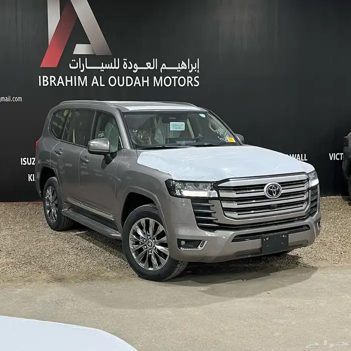لاند كروزر GXR4 بنزين 2025 للبيع كاش أو أقساط ميسره 0