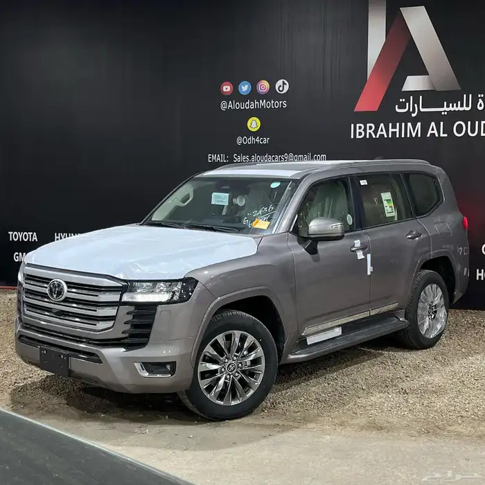 لاند كروزر GXR4 بنزين 2025 للبيع كاش أو أقساط ميسره 1