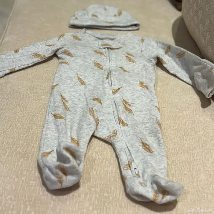 ملابس أطفال أولاد 0-6 شهور بعضها جديد وبعضها مستعمل نظيف. 15