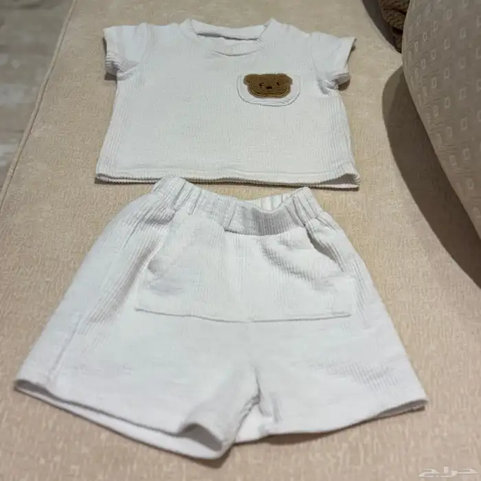 ملابس أطفال أولاد 0-6 شهور بعضها جديد وبعضها مستعمل نظيف. 14