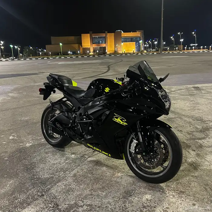 سوزوكي جكسر 600 3