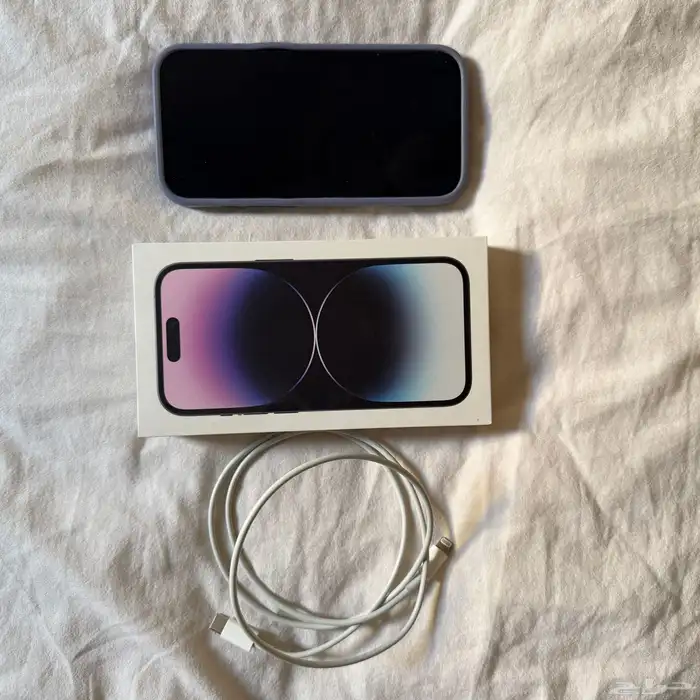 ايفون 14 برو بنفسجي مع الشاحن 2