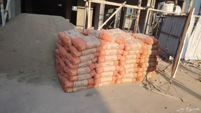 قلاب توريد اسمنت بطحاء شرطة بطحاء الرياض طوب صقير بلك احمر 0